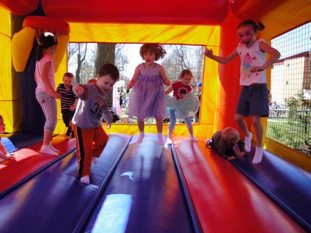 bounce house party rental